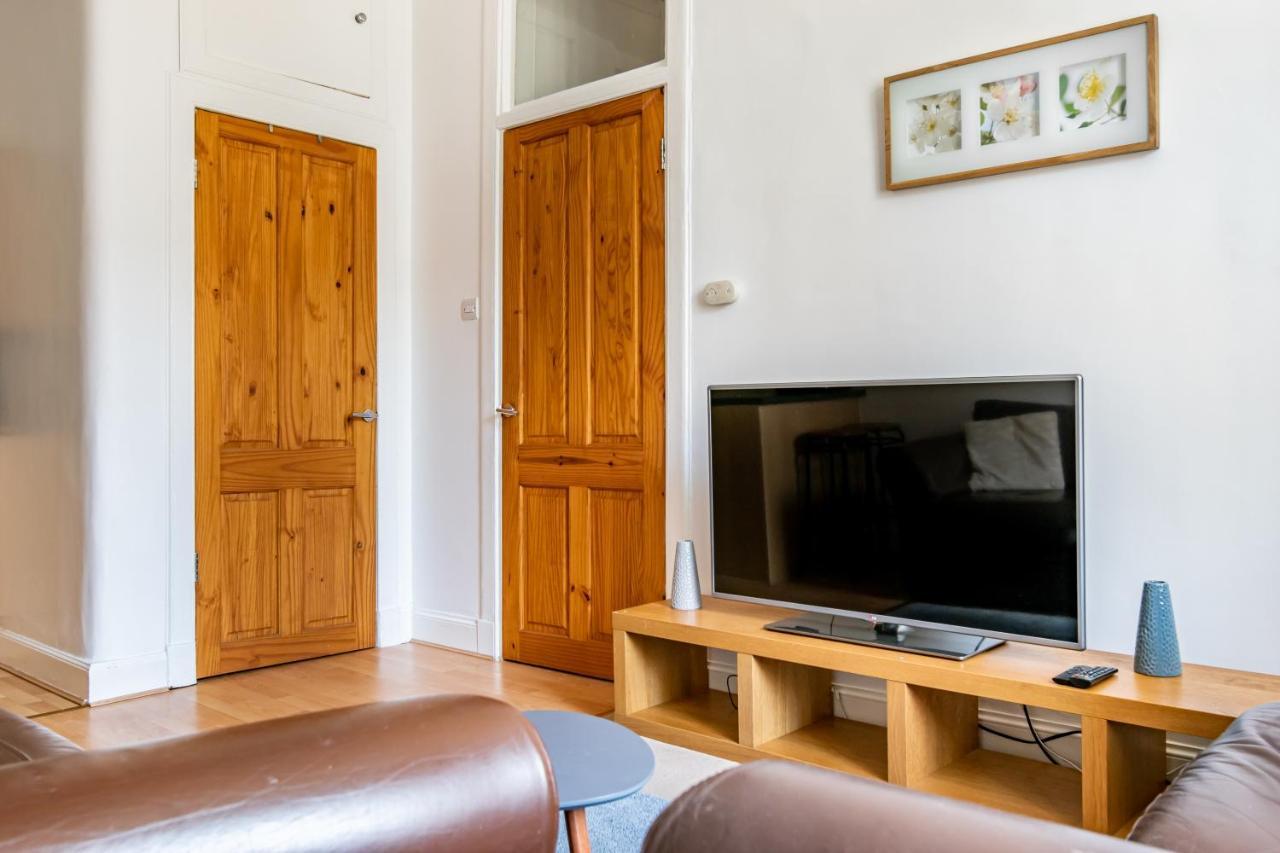 Amazing Apartments - Dalgety St - Near Holyrood Edynburg Zewnętrze zdjęcie
