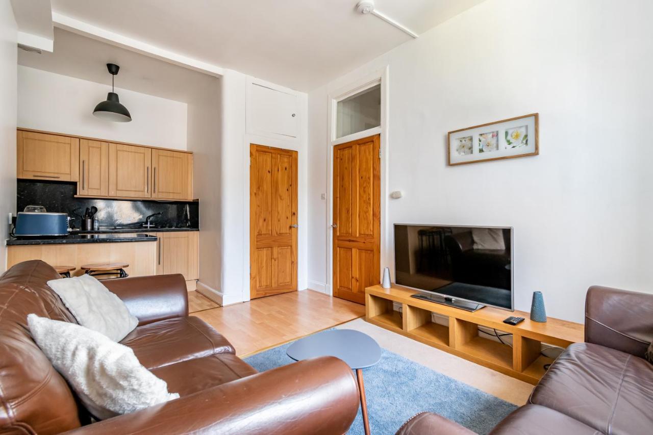 Amazing Apartments - Dalgety St - Near Holyrood Edynburg Zewnętrze zdjęcie