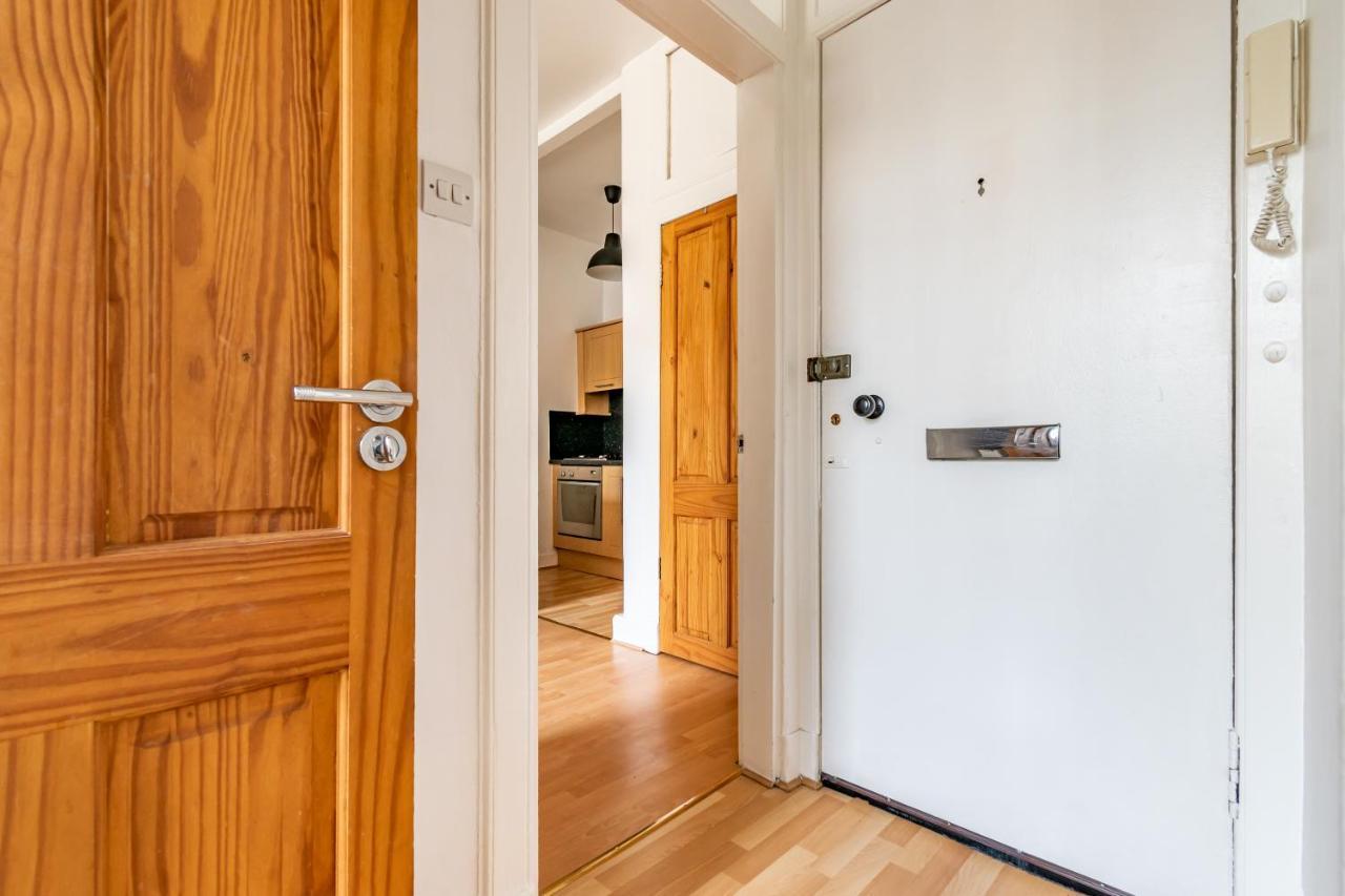 Amazing Apartments - Dalgety St - Near Holyrood Edynburg Zewnętrze zdjęcie